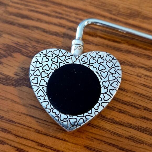 BRIGHTON "Contempo Heart" Silver And Crystal Handbag Table Hook EVERYDAY CHIC! - Picture 4 of 9
